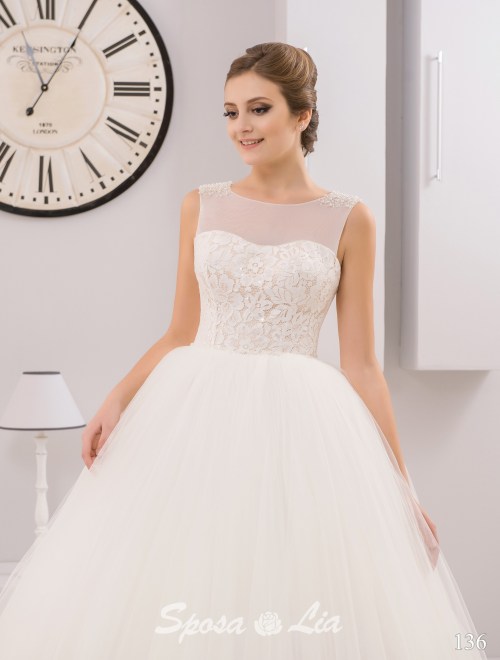 https://www.sposa-lia.com/images/stories/virtuemart/product/136 (2).jpg